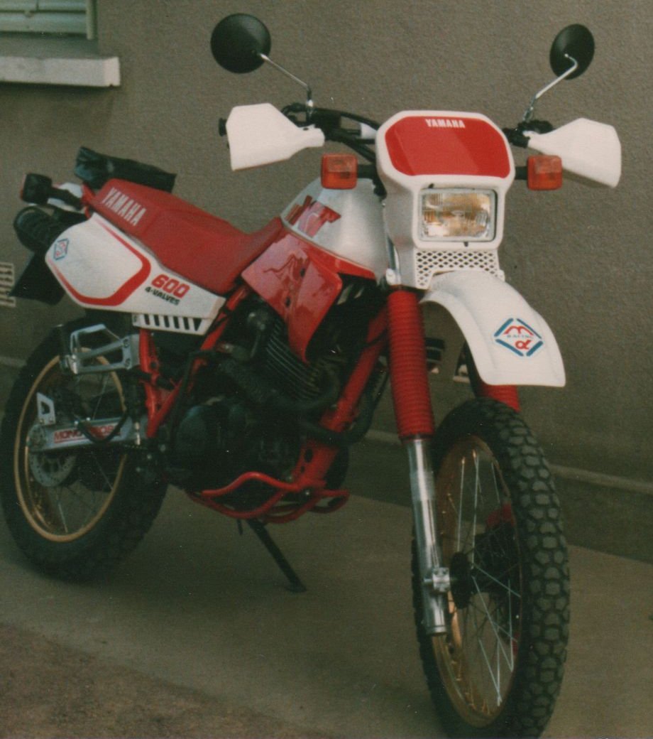 Yamaha XT 250 1990 photo - 4