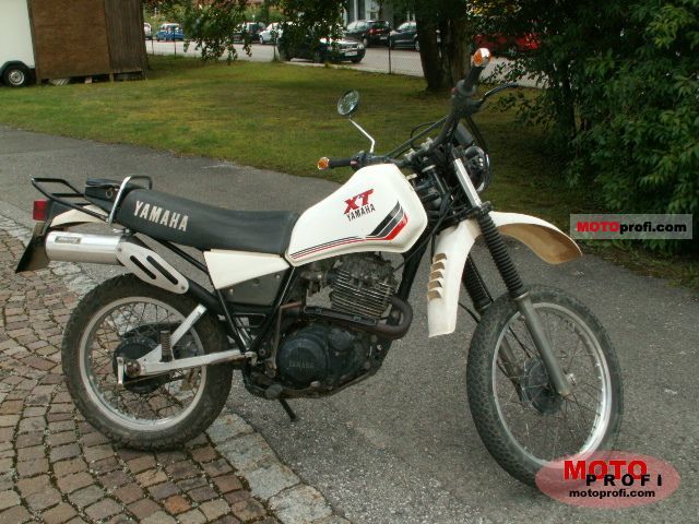 Yamaha XT 550 1982 photo - 3