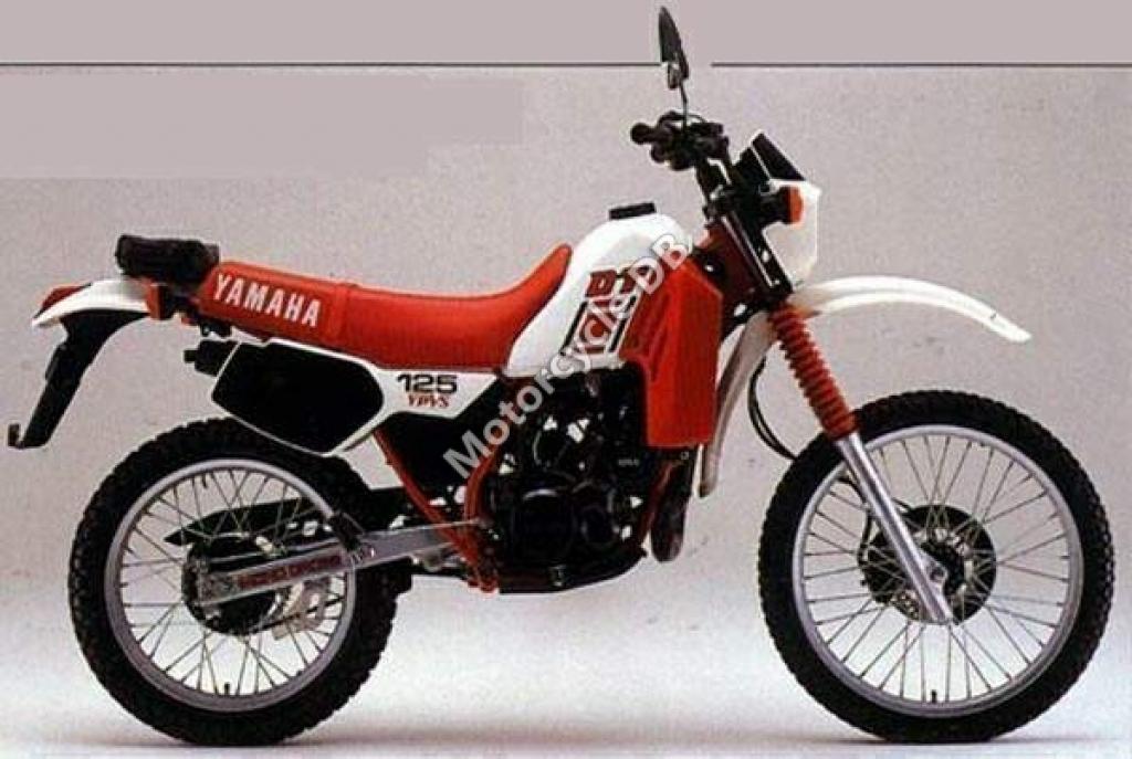 Yamaha XT 600 (reduced effect) 1984 photo - 2