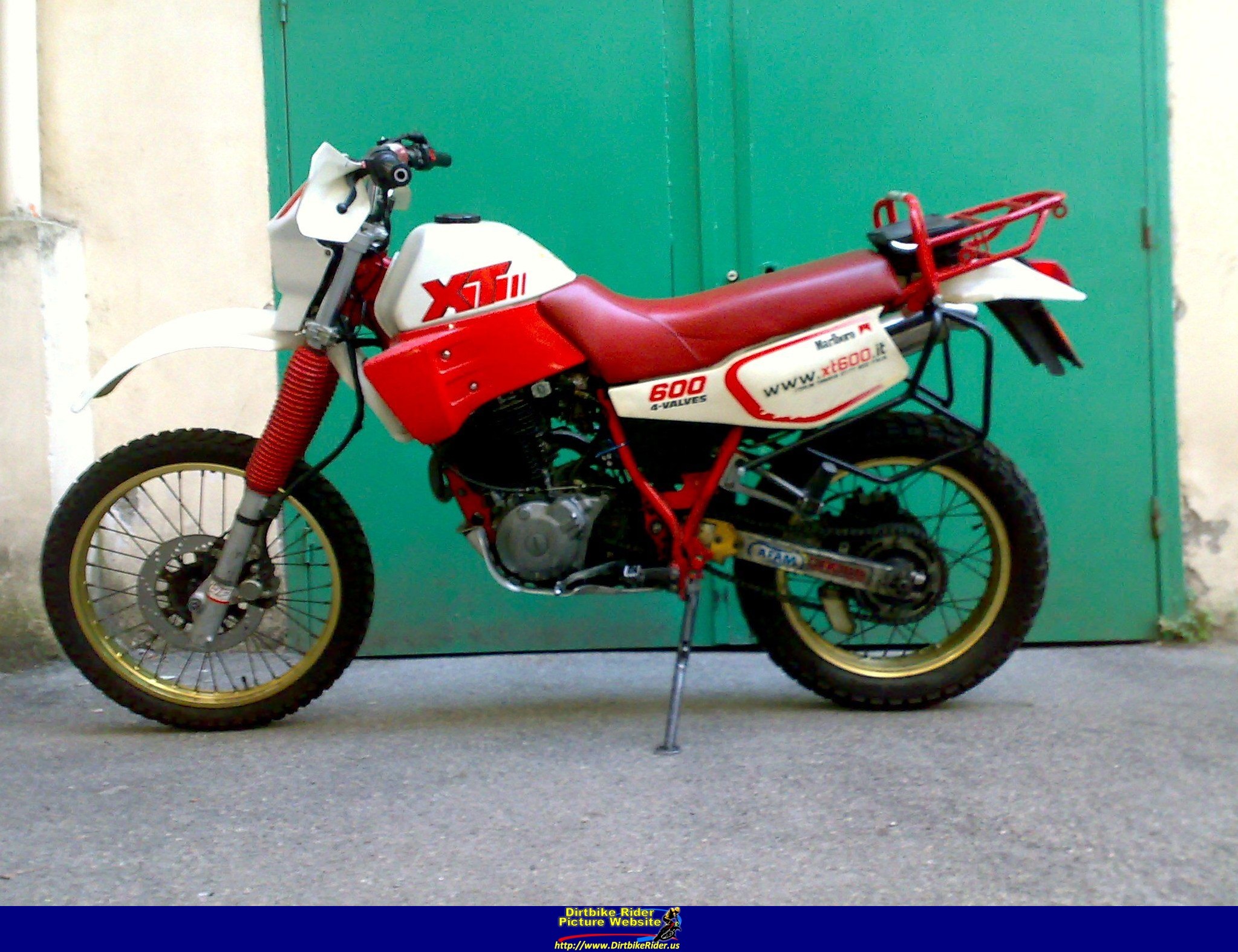 Yamaha XT 600 (reduced effect) 1989 photo - 1