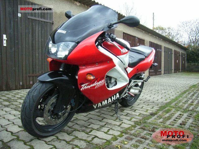 Yamaha YZF 1000 R Thunderace 1997 photo - 3
