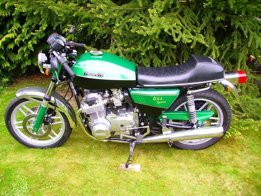 Review of Benelli 654 Sport 1986: pictures, live photos 