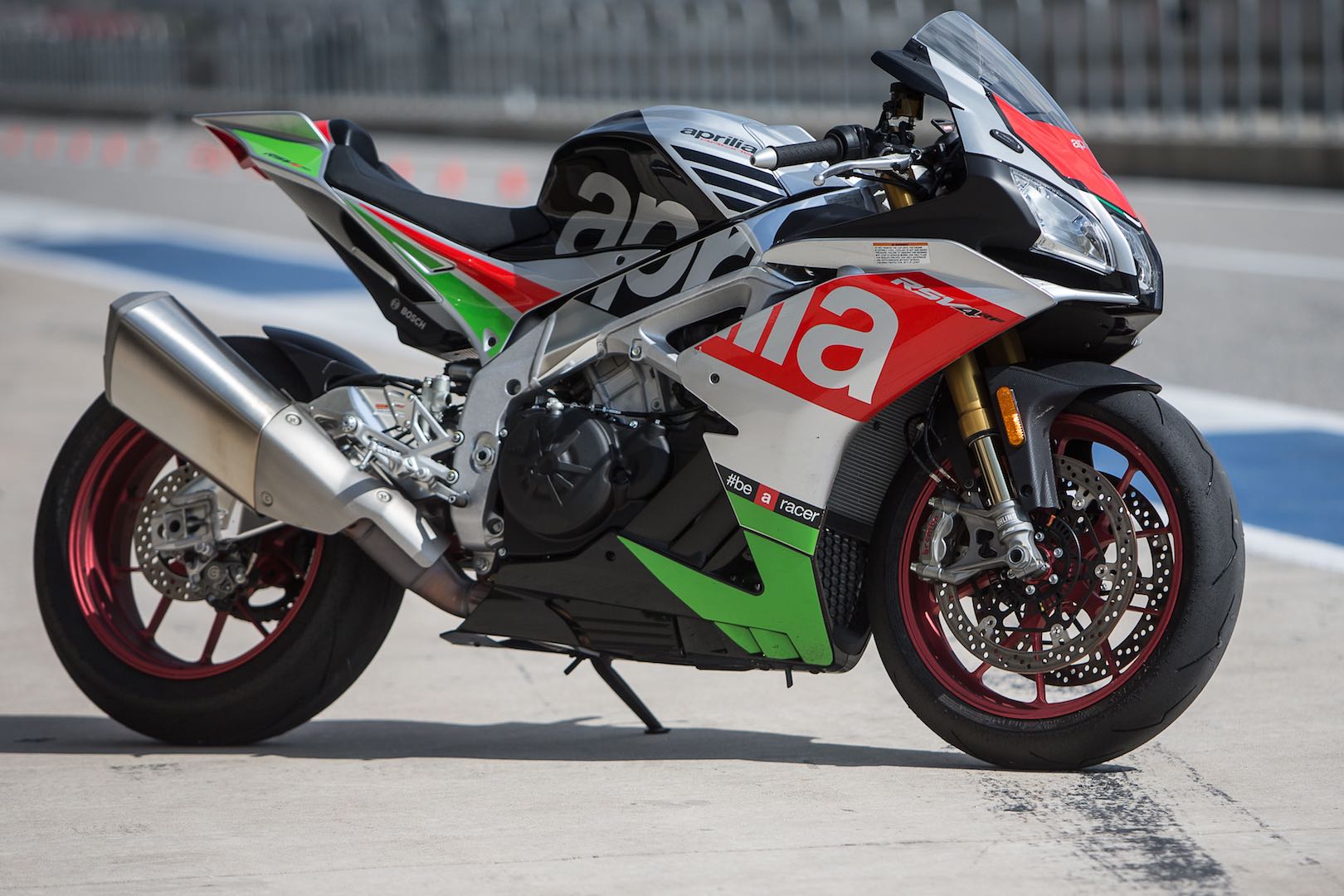 motor aprilia rsv4 rf