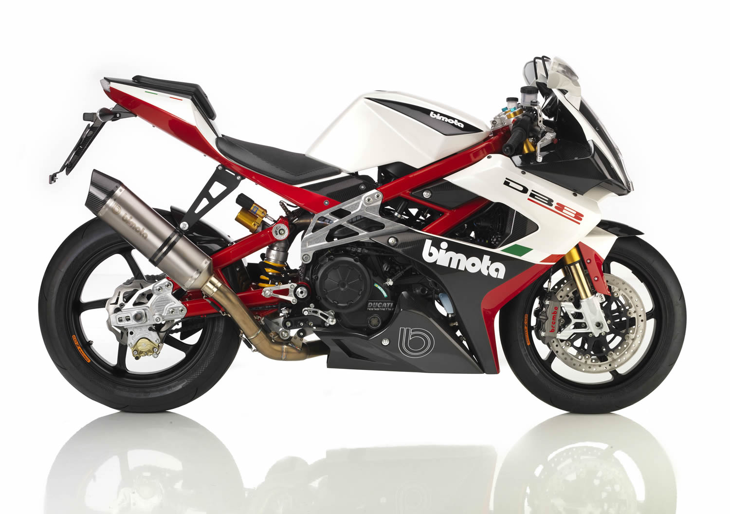 Review of Bimota DB8 2018: pictures, live photos 