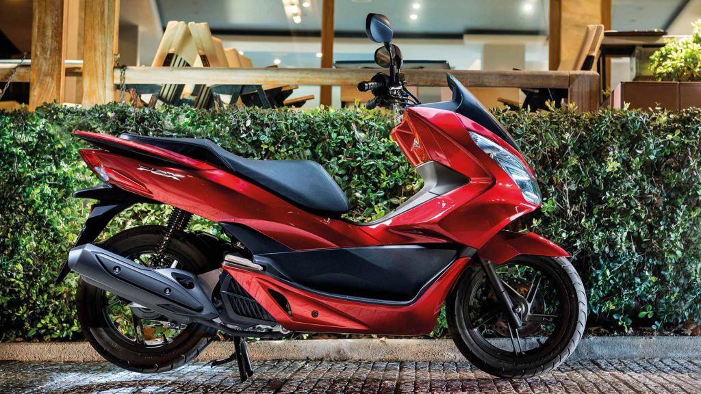 Review of Honda PCX150 2018: pictures, live photos & description Honda ...