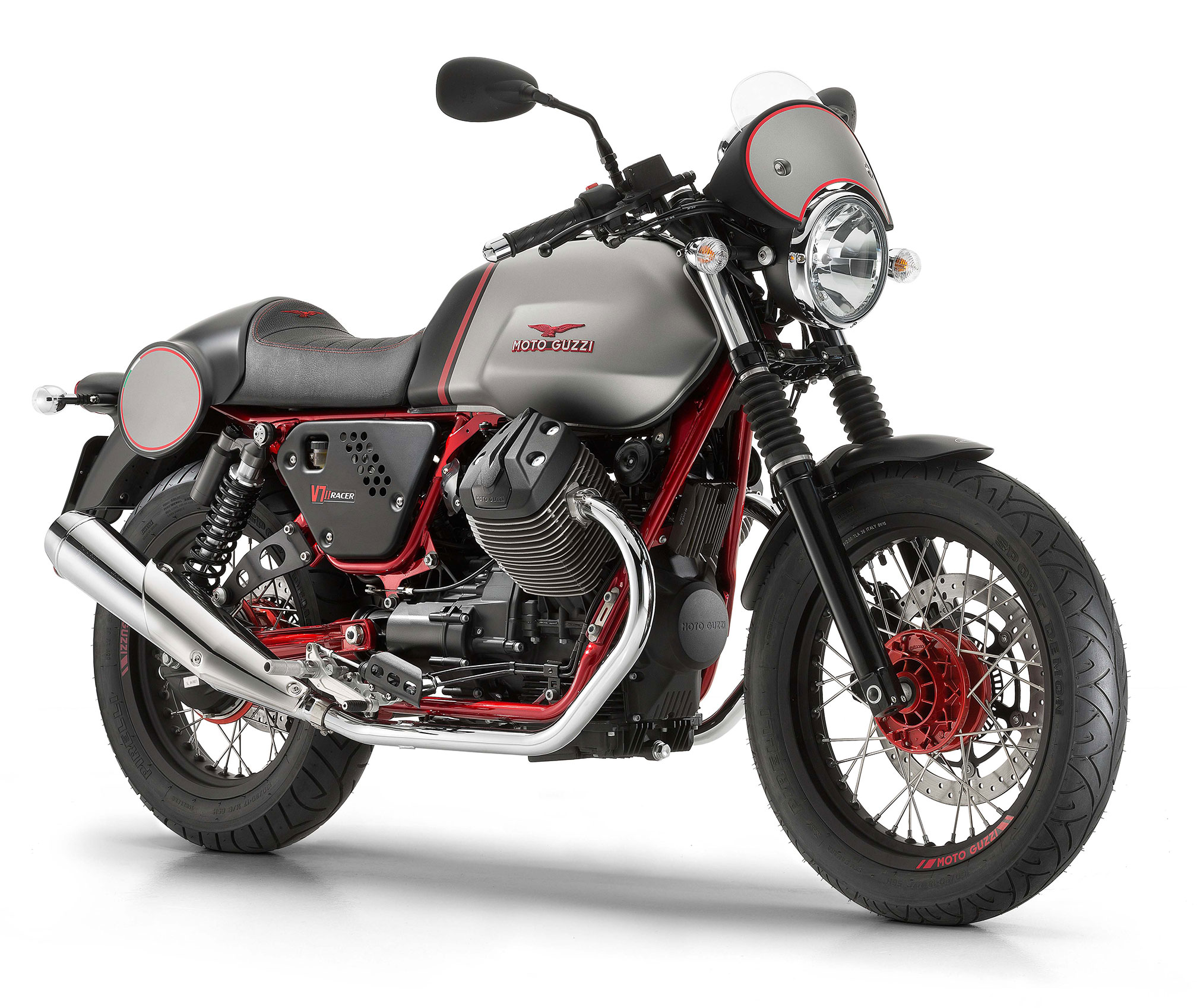 Мотоцикл 007. Moto Guzzi v7 II Stornello Scrambler. Мотоцикл Moto Guzzi. Мотоцикл Гуцци v7. Moto Guzzi v7 Cafe Racer.