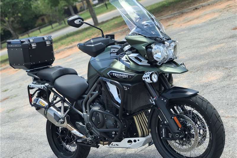 2017 triumph tiger 800