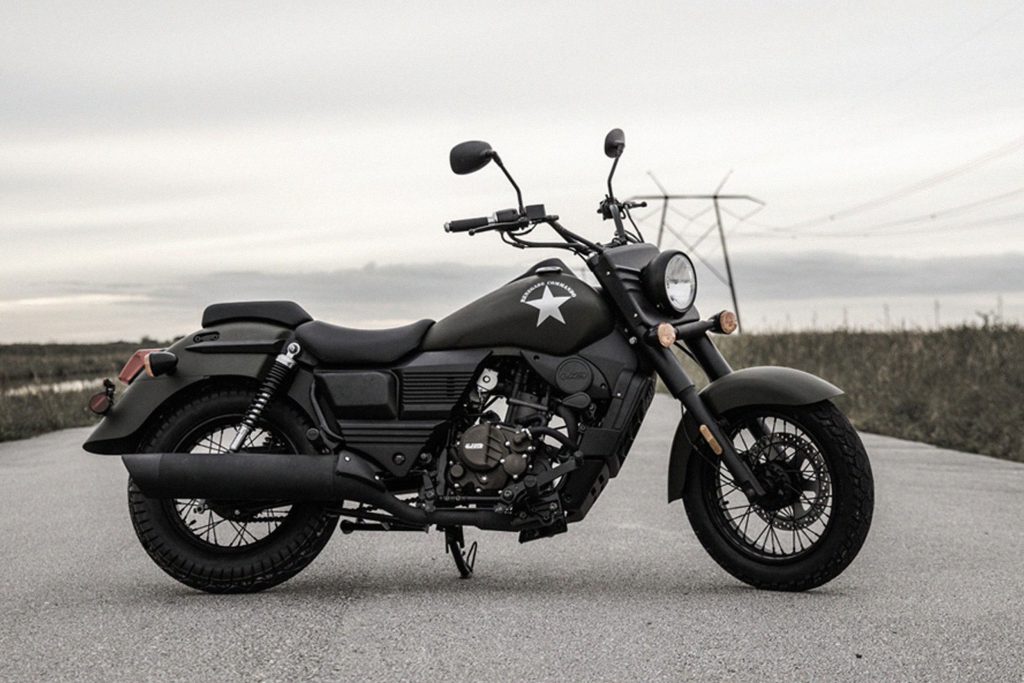 bajaj commando bike price